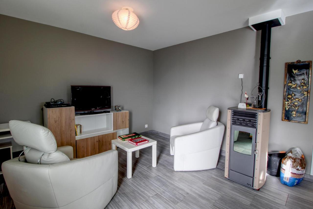 Maison Koant Ker - Proche Plage Tregana, Cadre Agreable Et Reposant, Sympathique Maison Au Calme Avec Petite Vue Mer Apartment Locmaria-Plouzane Exterior photo